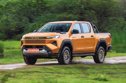 2026_Toyota_Hilux_Front_Quarter_Tracking_Off-road