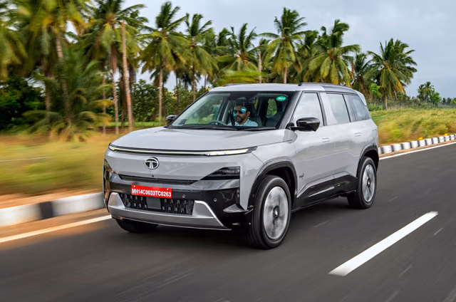 Tata_Sierra_EV_Front_Quarter_Tracking_1